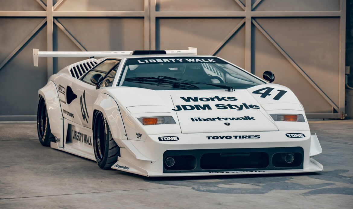 LB-WORKS Lamborghini Countach